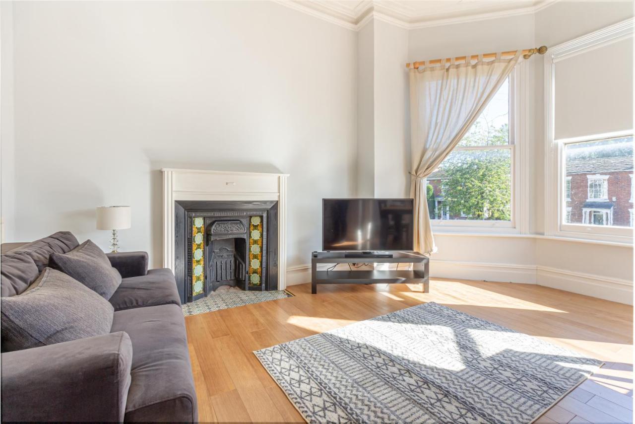 Apartment Host & - Droitwich Road Dwelling